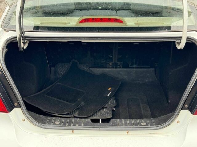 Белый Шевроле Авео, объемом двигателя 1.6 л и пробегом 89 тыс. км за 5240 $, фото 17 на Automoto.ua