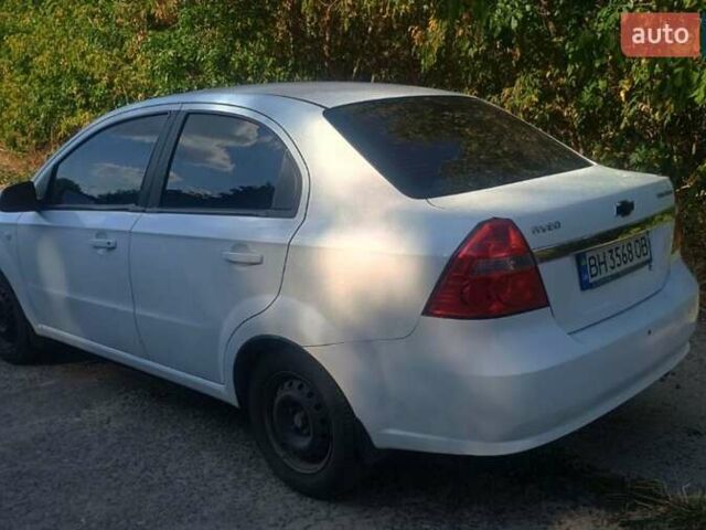 Белый Шевроле Авео, объемом двигателя 1.6 л и пробегом 224 тыс. км за 3600 $, фото 11 на Automoto.ua