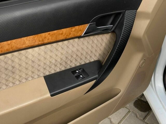 Белый Шевроле Авео, объемом двигателя 1.6 л и пробегом 230 тыс. км за 3800 $, фото 8 на Automoto.ua