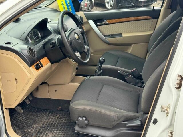 Белый Шевроле Авео, объемом двигателя 1.6 л и пробегом 89 тыс. км за 5240 $, фото 13 на Automoto.ua