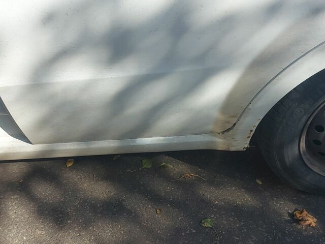 Білий Шевроле Авео, об'ємом двигуна 1.6 л та пробігом 175 тис. км за 3200 $, фото 5 на Automoto.ua