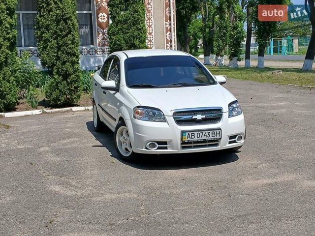 Белый Шевроле Авео, объемом двигателя 1.5 л и пробегом 167 тыс. км за 3599 $, фото 9 на Automoto.ua