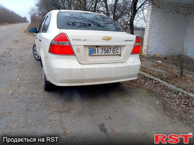 Белый Шевроле Авео, объемом двигателя 1.5 л и пробегом 220 тыс. км за 4300 $, фото 9 на Automoto.ua