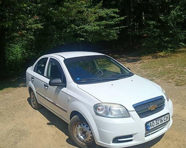 Белый Шевроле Авео, объемом двигателя 1.21 л и пробегом 163 тыс. км за 5000 $, фото 12 на Automoto.ua