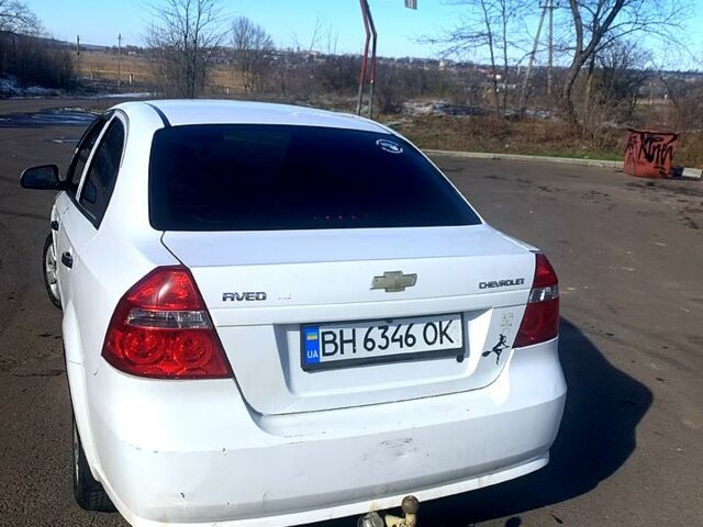 Білий Шевроле Авео, об'ємом двигуна 1.5 л та пробігом 130 тис. км за 3900 $, фото 1 на Automoto.ua