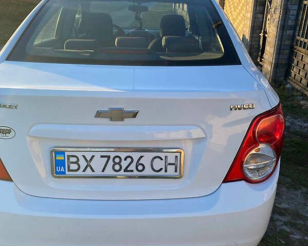 Белый Шевроле Авео, объемом двигателя 1.6 л и пробегом 140 тыс. км за 6350 $, фото 10 на Automoto.ua
