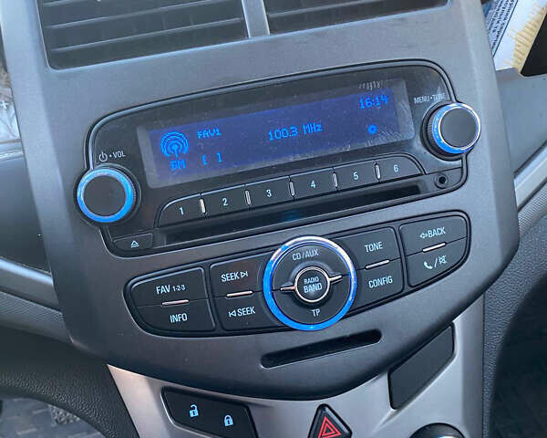 Белый Шевроле Авео, объемом двигателя 1.6 л и пробегом 140 тыс. км за 6350 $, фото 33 на Automoto.ua