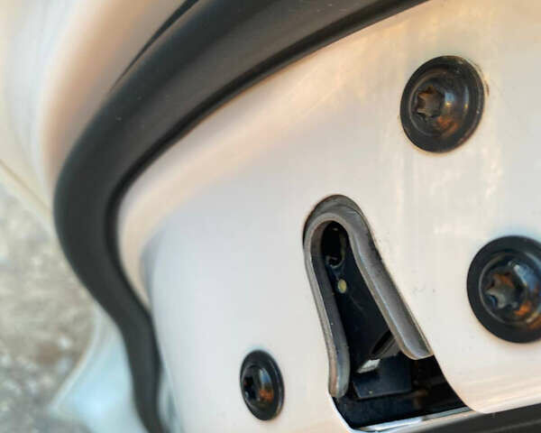 Белый Шевроле Авео, объемом двигателя 1.6 л и пробегом 140 тыс. км за 6350 $, фото 14 на Automoto.ua