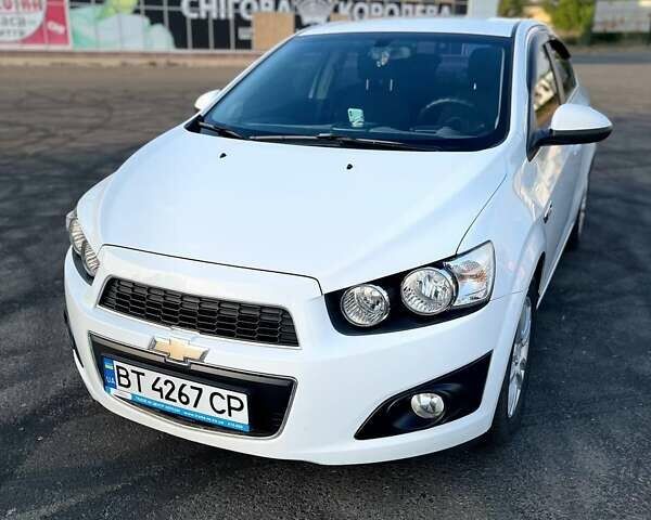Белый Шевроле Авео, объемом двигателя 1.6 л и пробегом 115 тыс. км за 7100 $, фото 9 на Automoto.ua