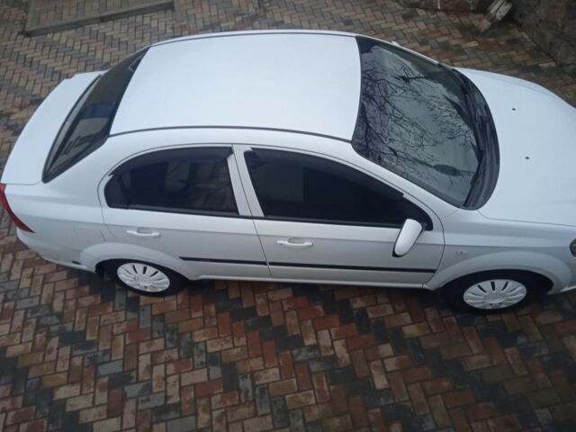 Белый Шевроле Авео, объемом двигателя 1.5 л и пробегом 79 тыс. км за 4790 $, фото 6 на Automoto.ua