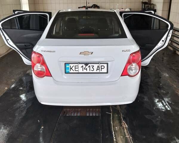 Белый Шевроле Авео, объемом двигателя 1.25 л и пробегом 215 тыс. км за 7000 $, фото 9 на Automoto.ua