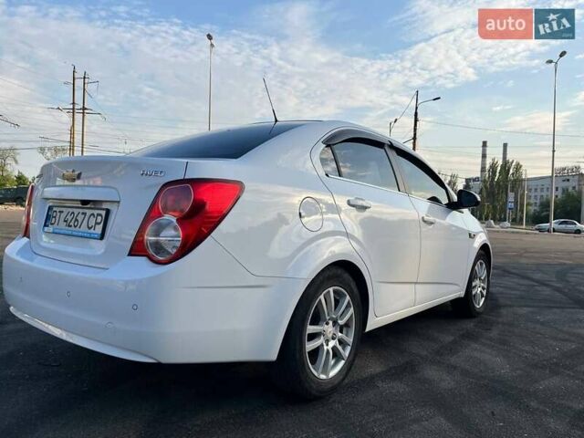 Белый Шевроле Авео, объемом двигателя 1.6 л и пробегом 115 тыс. км за 7100 $, фото 16 на Automoto.ua