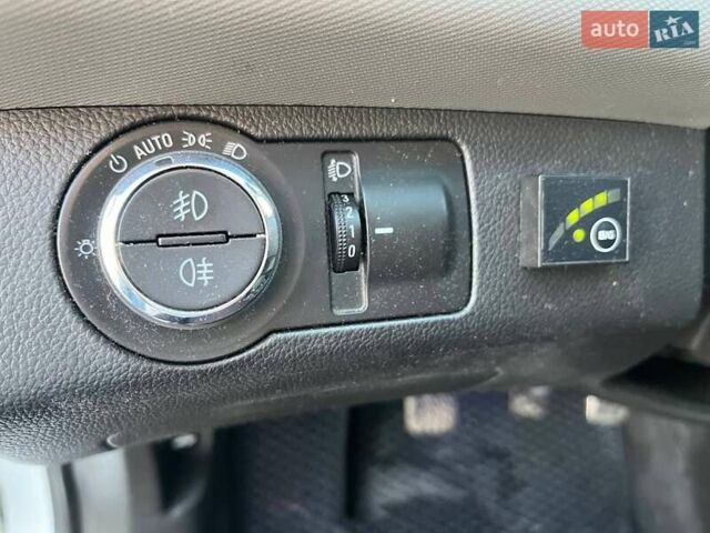 Белый Шевроле Авео, объемом двигателя 1.6 л и пробегом 115 тыс. км за 7100 $, фото 19 на Automoto.ua