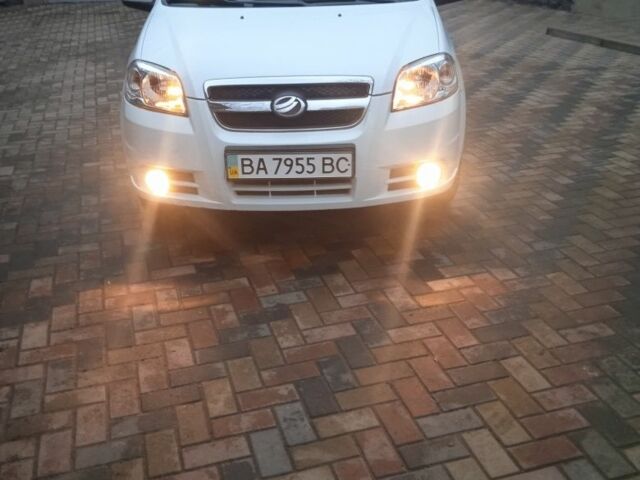 Белый Шевроле Авео, объемом двигателя 1.5 л и пробегом 79 тыс. км за 4790 $, фото 7 на Automoto.ua