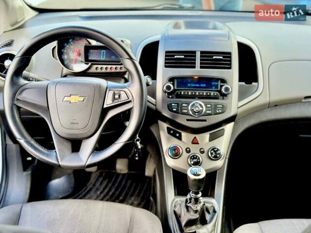 Белый Шевроле Авео, объемом двигателя 1.4 л и пробегом 160 тыс. км за 5000 $, фото 23 на Automoto.ua