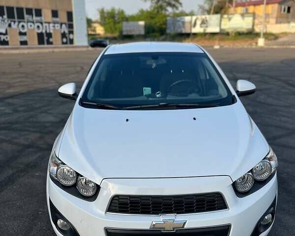 Белый Шевроле Авео, объемом двигателя 1.6 л и пробегом 115 тыс. км за 7100 $, фото 11 на Automoto.ua