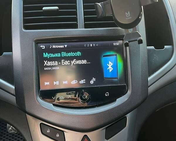 Белый Шевроле Авео, объемом двигателя 1.6 л и пробегом 115 тыс. км за 7100 $, фото 25 на Automoto.ua