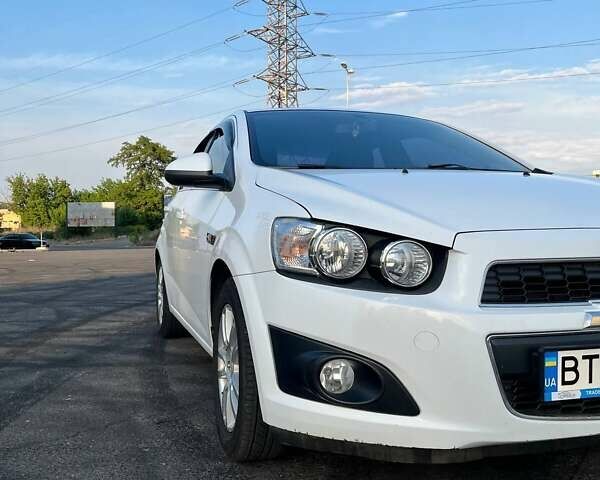 Белый Шевроле Авео, объемом двигателя 1.6 л и пробегом 115 тыс. км за 7100 $, фото 13 на Automoto.ua