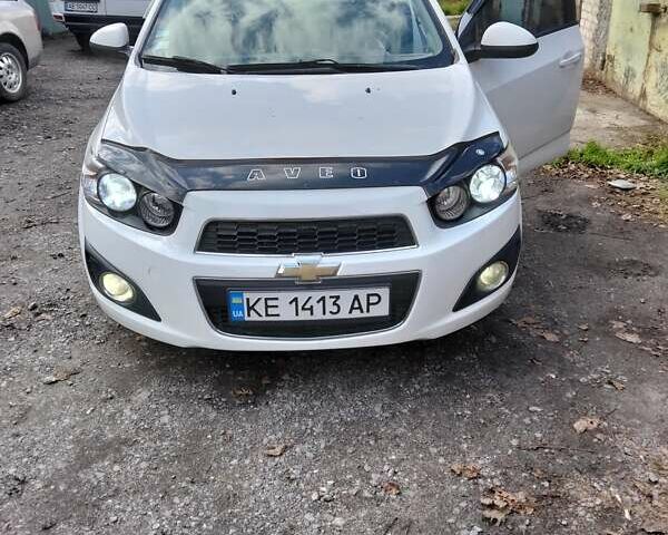 Белый Шевроле Авео, объемом двигателя 1.25 л и пробегом 215 тыс. км за 7000 $, фото 14 на Automoto.ua