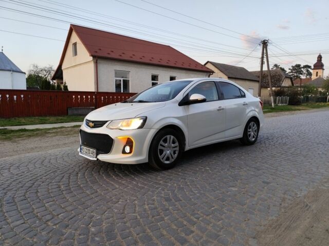 Белый Шевроле Авео, объемом двигателя 1.4 л и пробегом 180 тыс. км за 5520 $, фото 6 на Automoto.ua