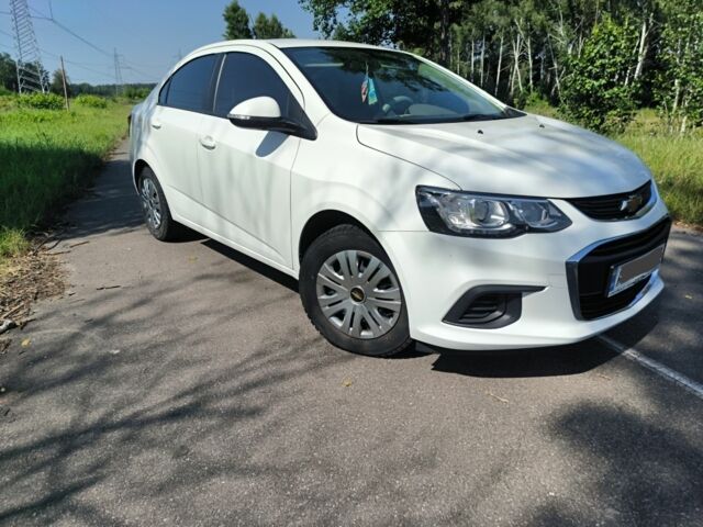 Белый Шевроле Авео, объемом двигателя 1.4 л и пробегом 50 тыс. км за 8133 $, фото 6 на Automoto.ua
