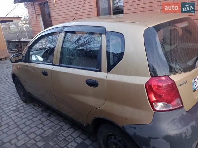 Бежевий Шевроле Авео, об'ємом двигуна 1.2 л та пробігом 448 тис. км за 3200 $, фото 2 на Automoto.ua