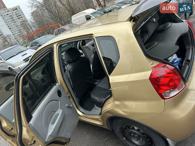 Бежевий Шевроле Авео, об'ємом двигуна 1.5 л та пробігом 169 тис. км за 2500 $, фото 11 на Automoto.ua