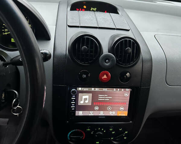 Бежевий Шевроле Авео, об'ємом двигуна 1.5 л та пробігом 169 тис. км за 2500 $, фото 12 на Automoto.ua