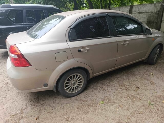 Бежевий Шевроле Авео, об'ємом двигуна 1.6 л та пробігом 311 тис. км за 3000 $, фото 2 на Automoto.ua