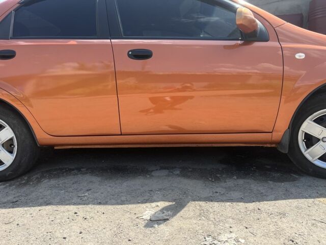 Бежевий Шевроле Авео, об'ємом двигуна 1.5 л та пробігом 210 тис. км за 4200 $, фото 5 на Automoto.ua