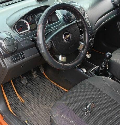 Бежевий Шевроле Авео, об'ємом двигуна 1.5 л та пробігом 164 тис. км за 4000 $, фото 14 на Automoto.ua