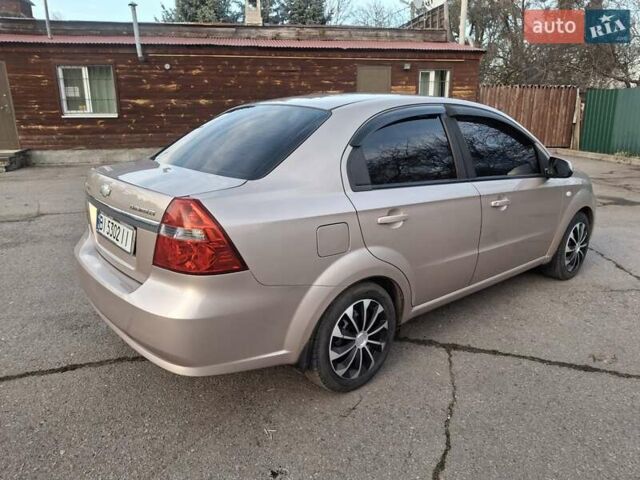 Бежевый Шевроле Авео, объемом двигателя 1.6 л и пробегом 199 тыс. км за 4400 $, фото 6 на Automoto.ua