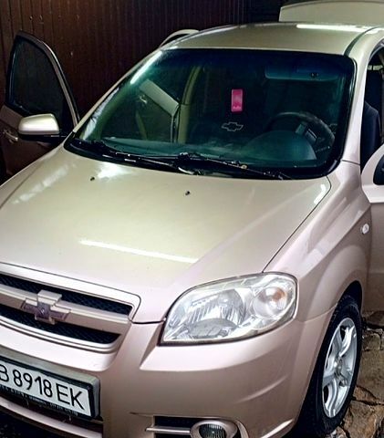 Бежевий Шевроле Авео, об'ємом двигуна 1.6 л та пробігом 200 тис. км за 3000 $, фото 11 на Automoto.ua