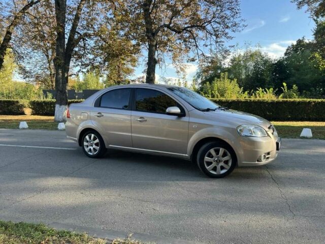 Бежевый Шевроле Авео, объемом двигателя 1.6 л и пробегом 121 тыс. км за 4500 $, фото 2 на Automoto.ua