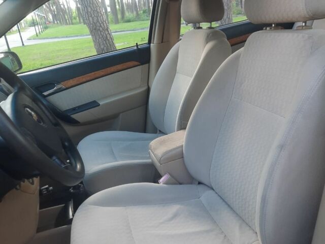 Бежевый Шевроле Авео, объемом двигателя 1.6 л и пробегом 236 тыс. км за 3900 $, фото 8 на Automoto.ua