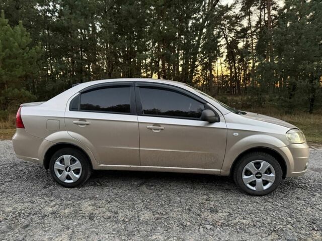 Бежевий Шевроле Авео, об'ємом двигуна 1.6 л та пробігом 195 тис. км за 3350 $, фото 4 на Automoto.ua
