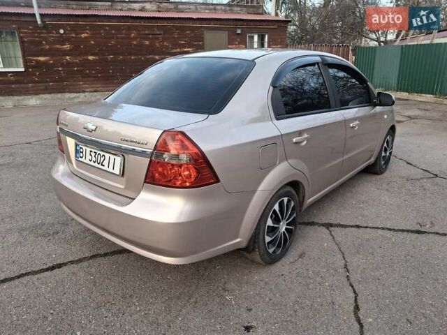 Бежевый Шевроле Авео, объемом двигателя 1.6 л и пробегом 199 тыс. км за 4400 $, фото 2 на Automoto.ua