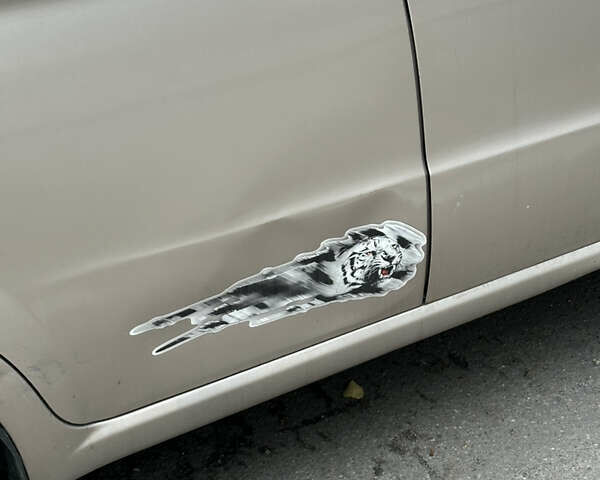 Бежевый Шевроле Авео, объемом двигателя 1.6 л и пробегом 288 тыс. км за 3200 $, фото 4 на Automoto.ua