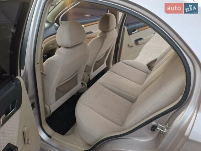 Бежевый Шевроле Авео, объемом двигателя 1.6 л и пробегом 199 тыс. км за 4400 $, фото 26 на Automoto.ua