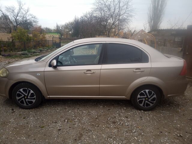 Бежевый Шевроле Авео, объемом двигателя 1.6 л и пробегом 158 тыс. км за 3500 $, фото 4 на Automoto.ua