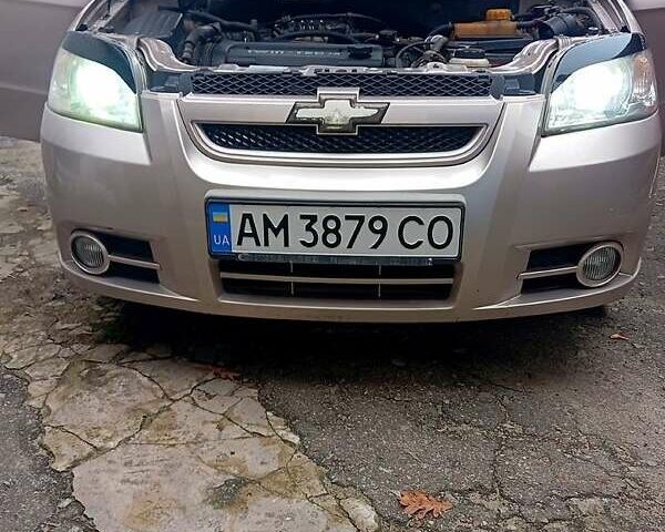 Бежевый Шевроле Авео, объемом двигателя 1.6 л и пробегом 151 тыс. км за 3800 $, фото 3 на Automoto.ua