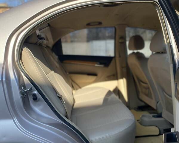 Бежевый Шевроле Авео, объемом двигателя 1.6 л и пробегом 196 тыс. км за 4000 $, фото 6 на Automoto.ua