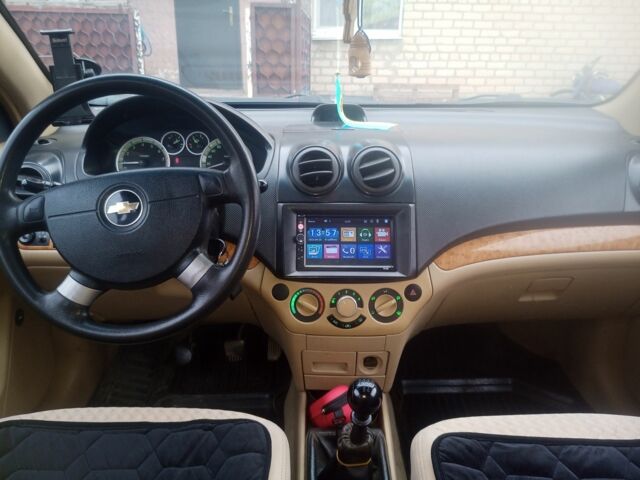 Бежевый Шевроле Авео, объемом двигателя 1.6 л и пробегом 158 тыс. км за 3500 $, фото 8 на Automoto.ua