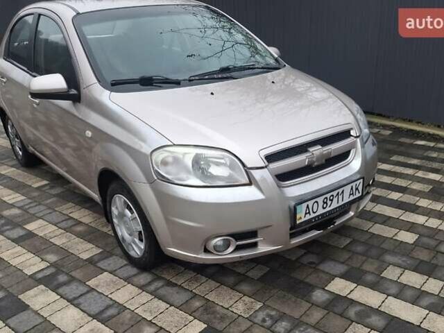 Бежевий Шевроле Авео, об'ємом двигуна 1.6 л та пробігом 355 тис. км за 3100 $, фото 3 на Automoto.ua