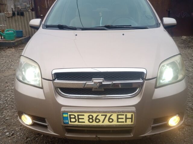Бежевый Шевроле Авео, объемом двигателя 1.6 л и пробегом 158 тыс. км за 3500 $, фото 2 на Automoto.ua