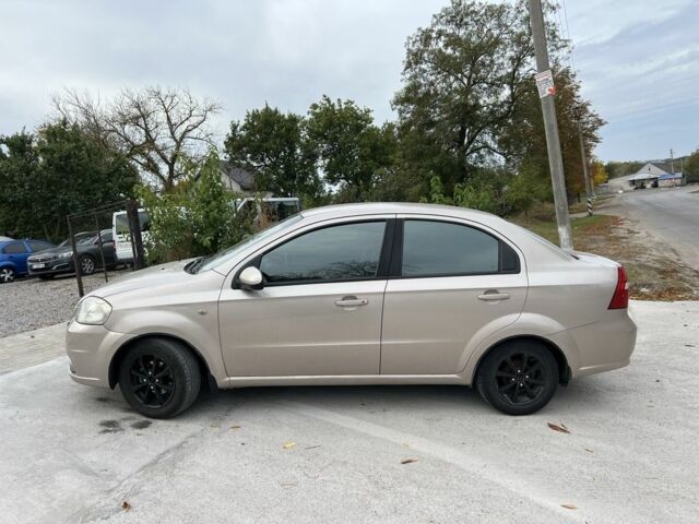 Бежевый Шевроле Авео, объемом двигателя 1.6 л и пробегом 160 тыс. км за 3650 $, фото 8 на Automoto.ua