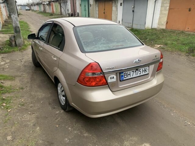 Бежевый Шевроле Авео, объемом двигателя 1.6 л и пробегом 187 тыс. км за 3100 $, фото 6 на Automoto.ua