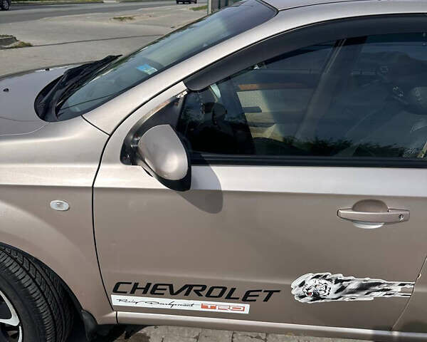 Бежевый Шевроле Авео, объемом двигателя 1.6 л и пробегом 288 тыс. км за 3200 $, фото 15 на Automoto.ua