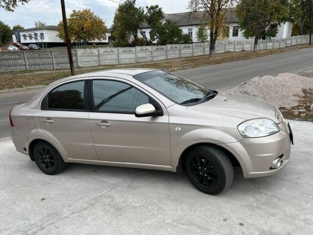 Бежевый Шевроле Авео, объемом двигателя 1.6 л и пробегом 160 тыс. км за 3650 $, фото 13 на Automoto.ua