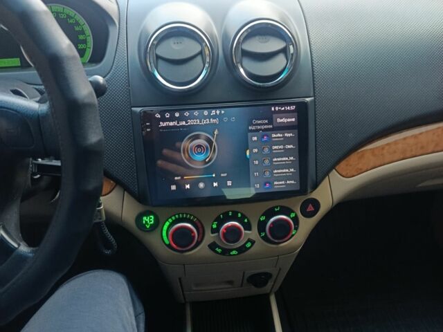 Бежевый Шевроле Авео, объемом двигателя 0 л и пробегом 243 тыс. км за 4600 $, фото 6 на Automoto.ua